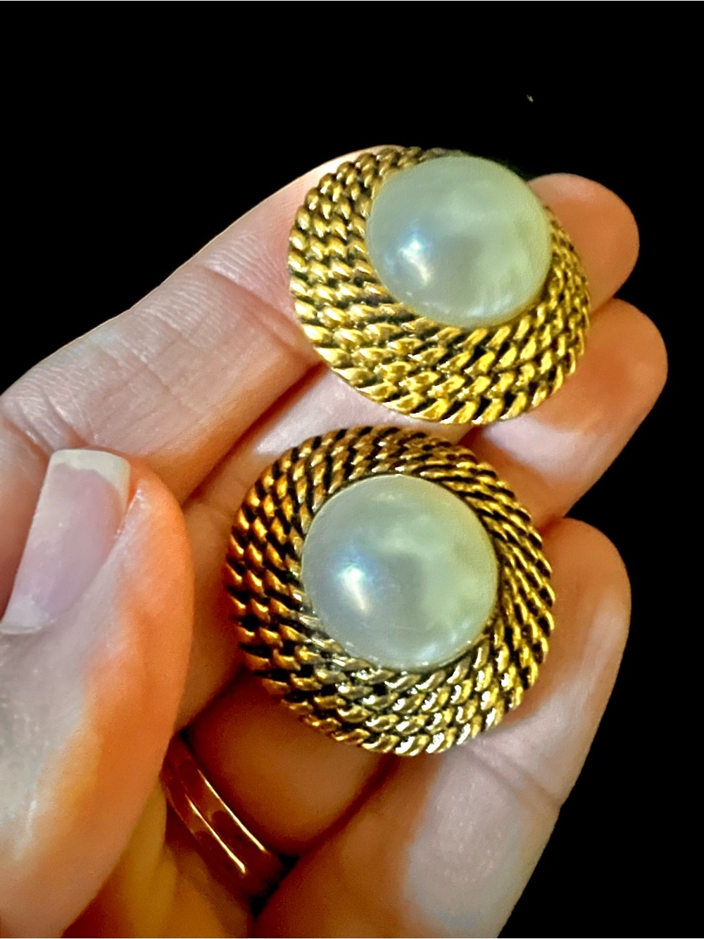 Vintage Gold-toned Faux Pearl Clip On Earrings  gold braided texture halo design